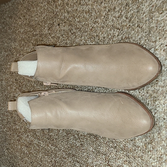 MIA Shoes - Mia Auden Tpe Brus size 8